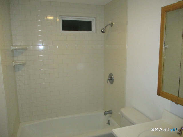 25 Mettler Street Woodbridge CT 06525