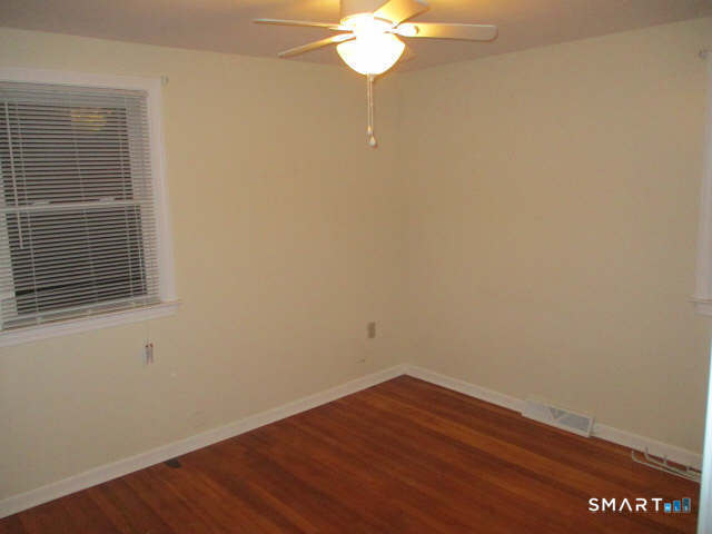 25 Mettler Street Woodbridge CT 06525