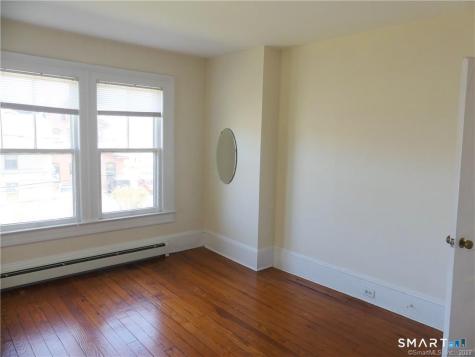 73 Main Street Essex CT 06409