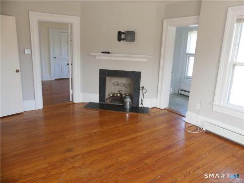 73 Main Street Essex CT 06409