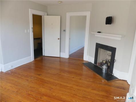 73 Main Street Essex CT 06409