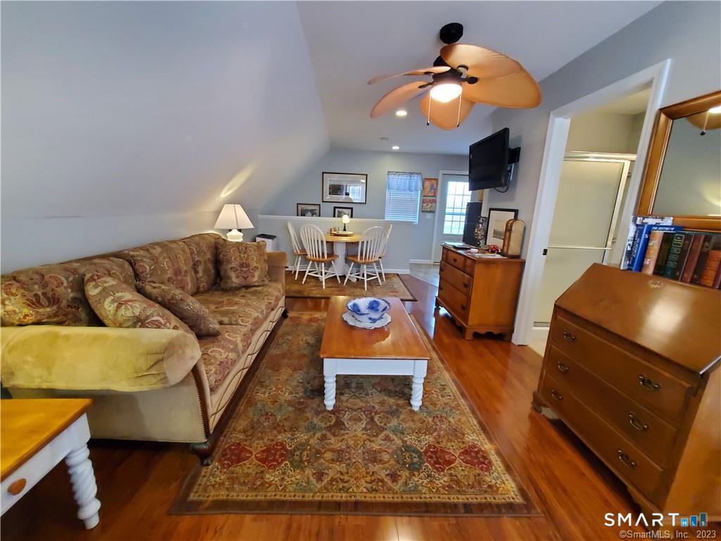 33 Chapman Lane Stonington CT 06378