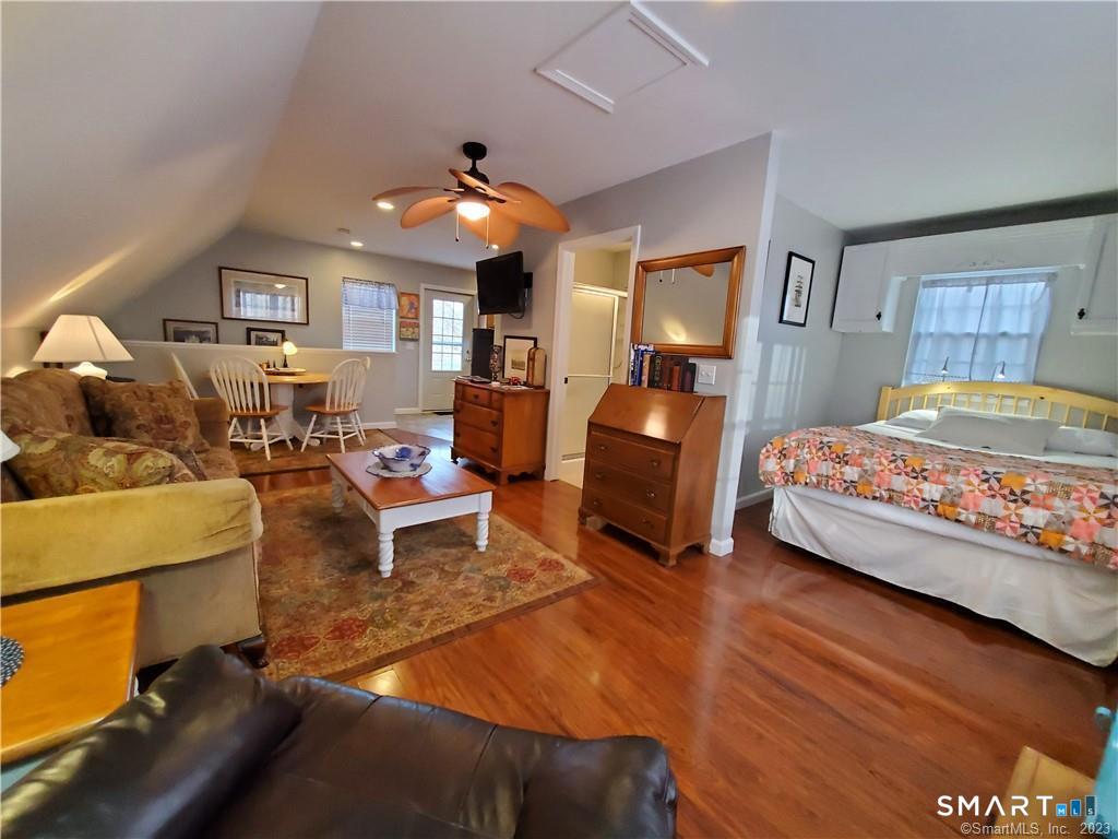 33 Chapman Lane Stonington CT 06378