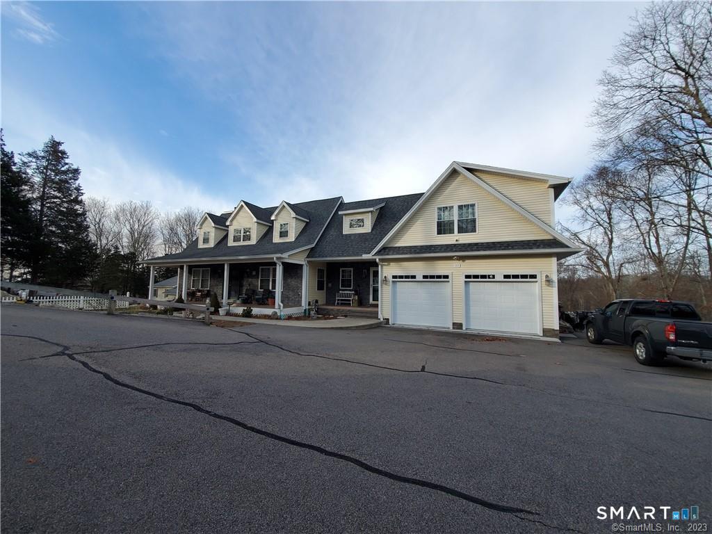 33 Chapman Lane Stonington CT 06378