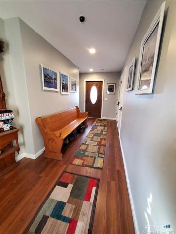 33 Chapman Lane Stonington CT 06378