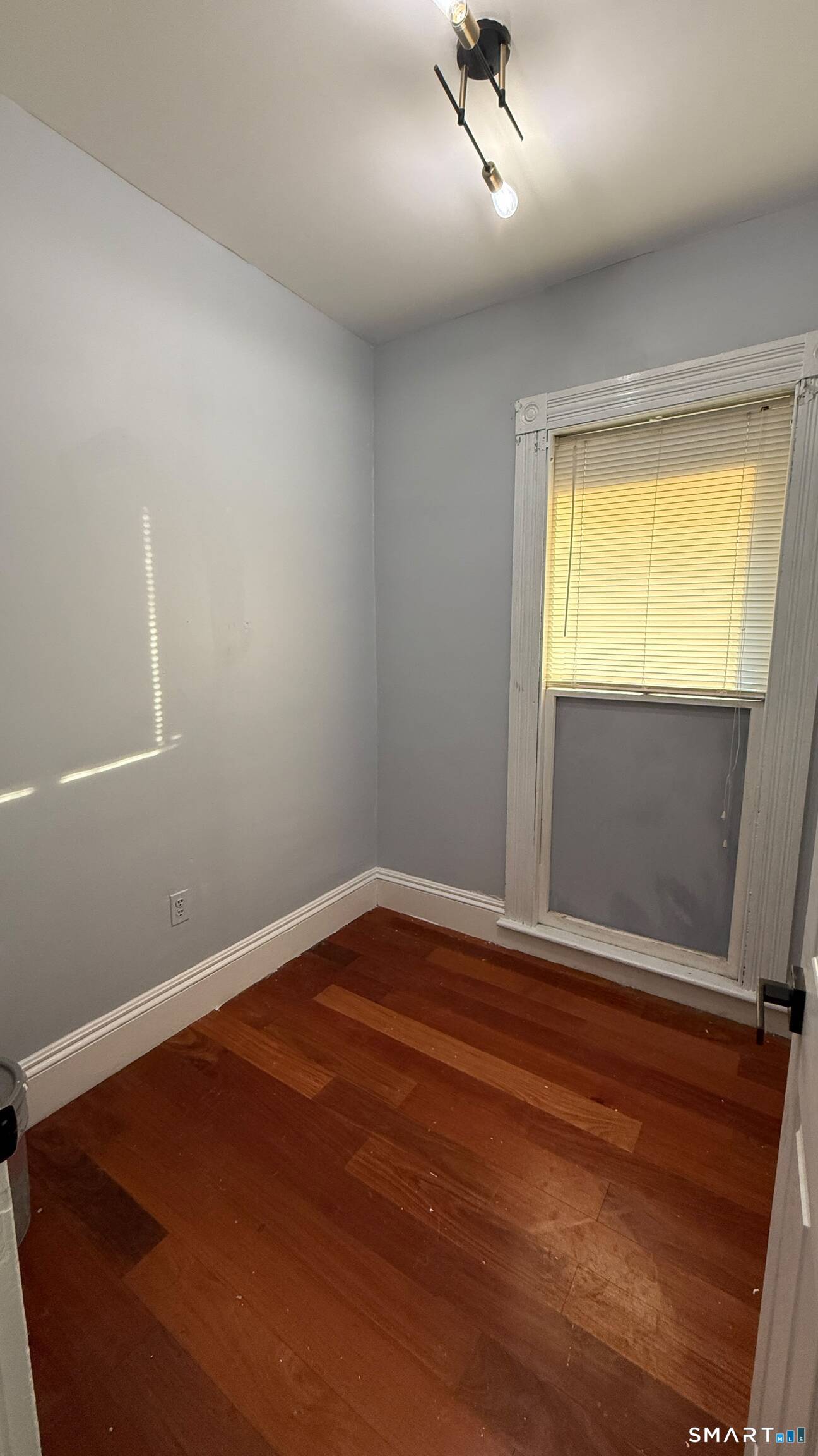 242 Madison Avenue Bridgeport CT 06604