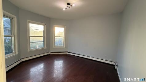 242 Madison Avenue Bridgeport CT 06604