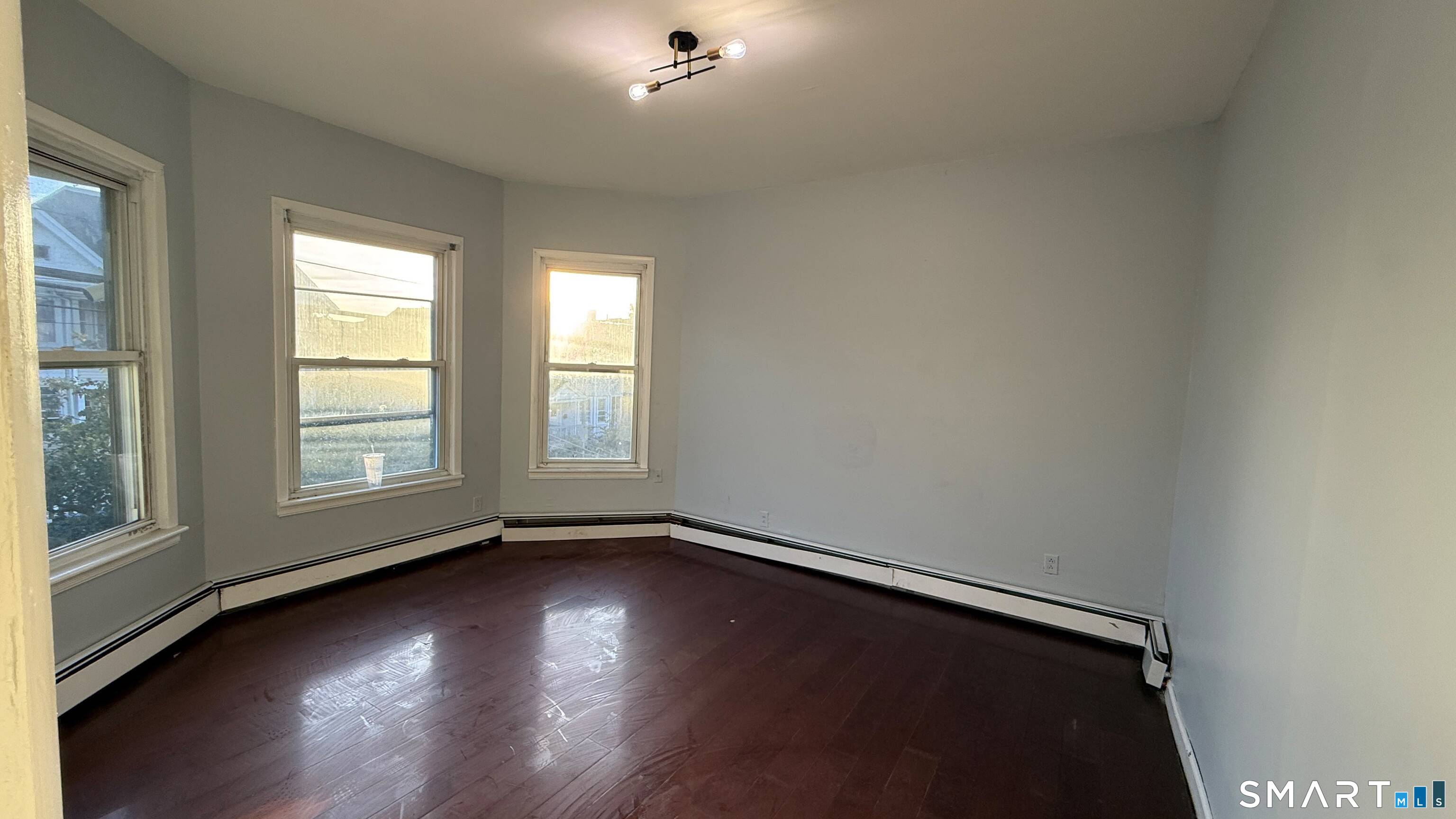 242 Madison Avenue Bridgeport CT 06604