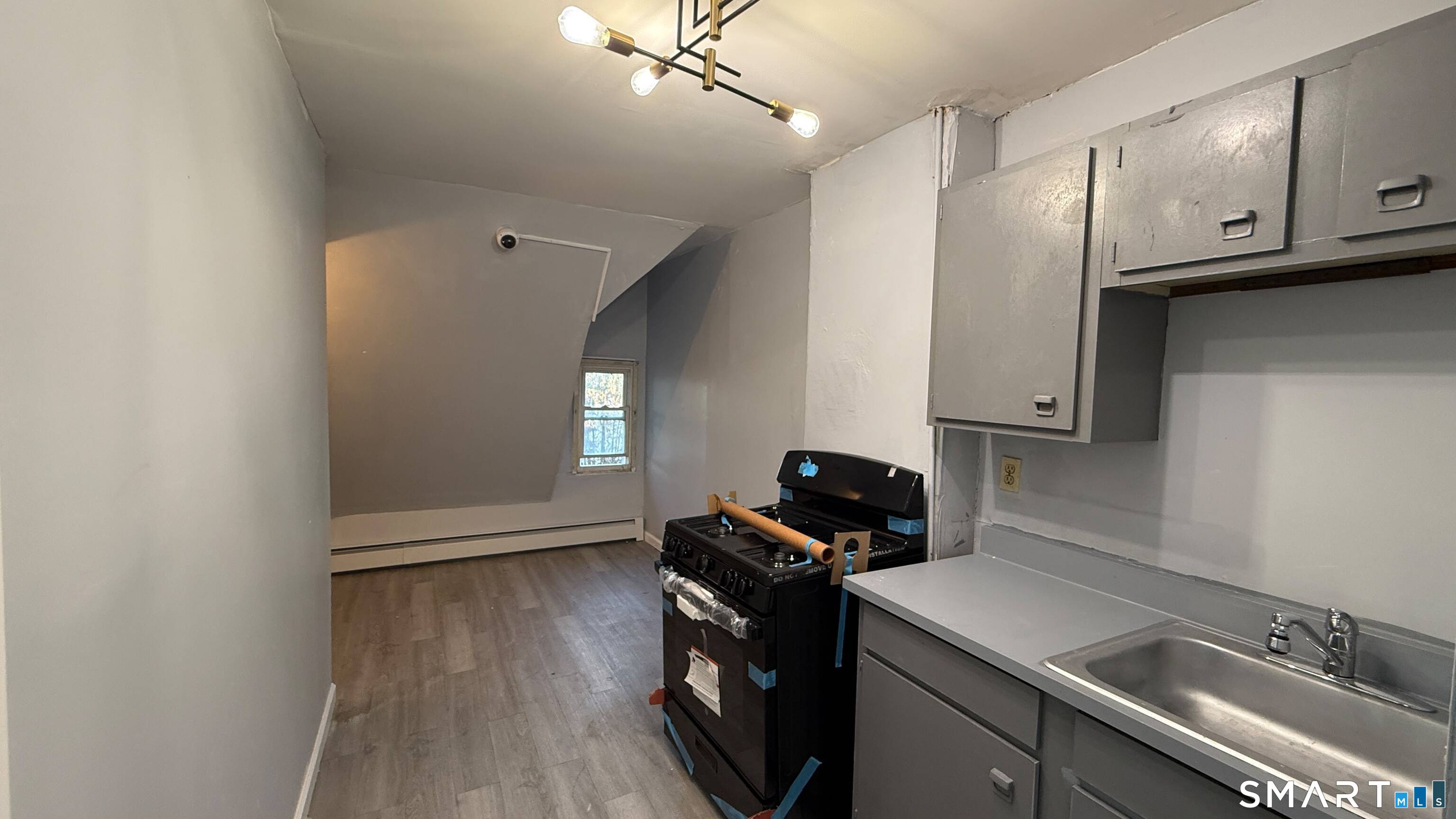 242 Madison Avenue Bridgeport CT 06604