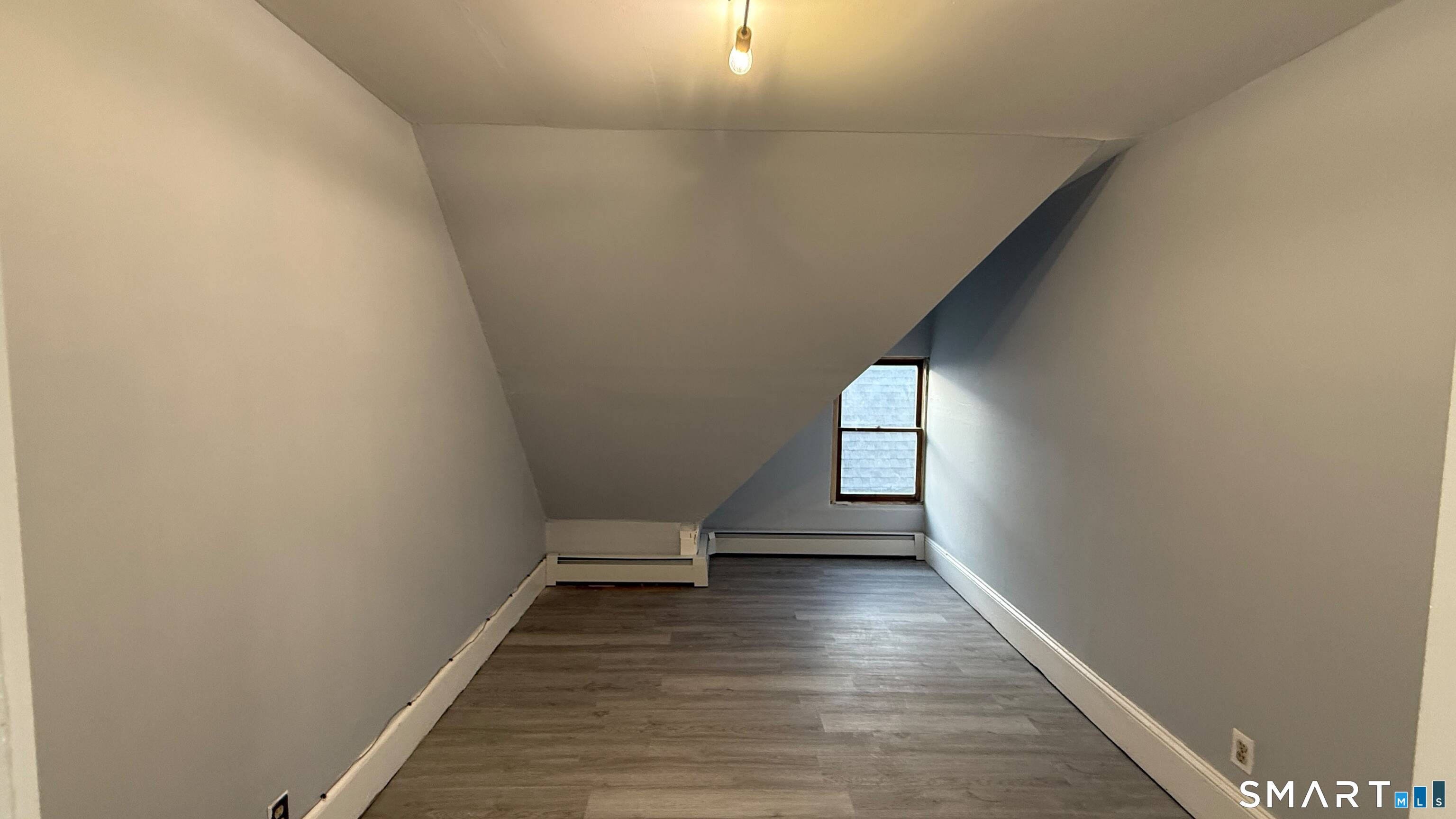 242 Madison Avenue Bridgeport CT 06604