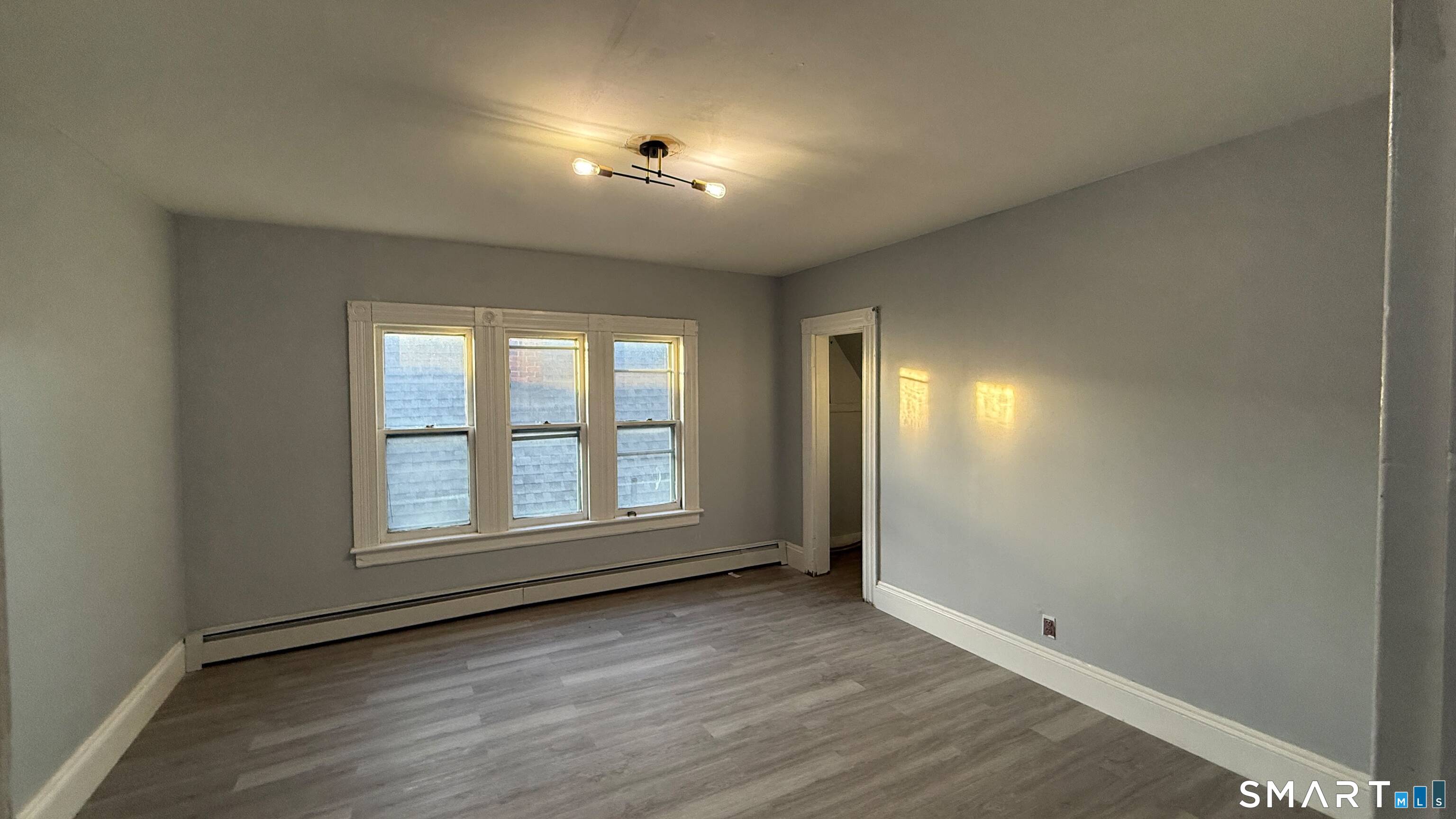 242 Madison Avenue Bridgeport CT 06604