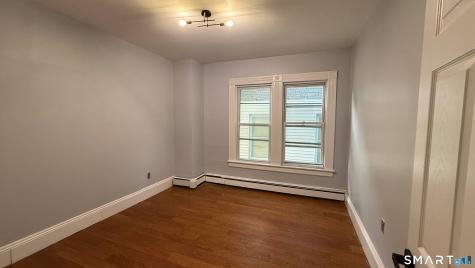 242 Madison Avenue Bridgeport CT 06604