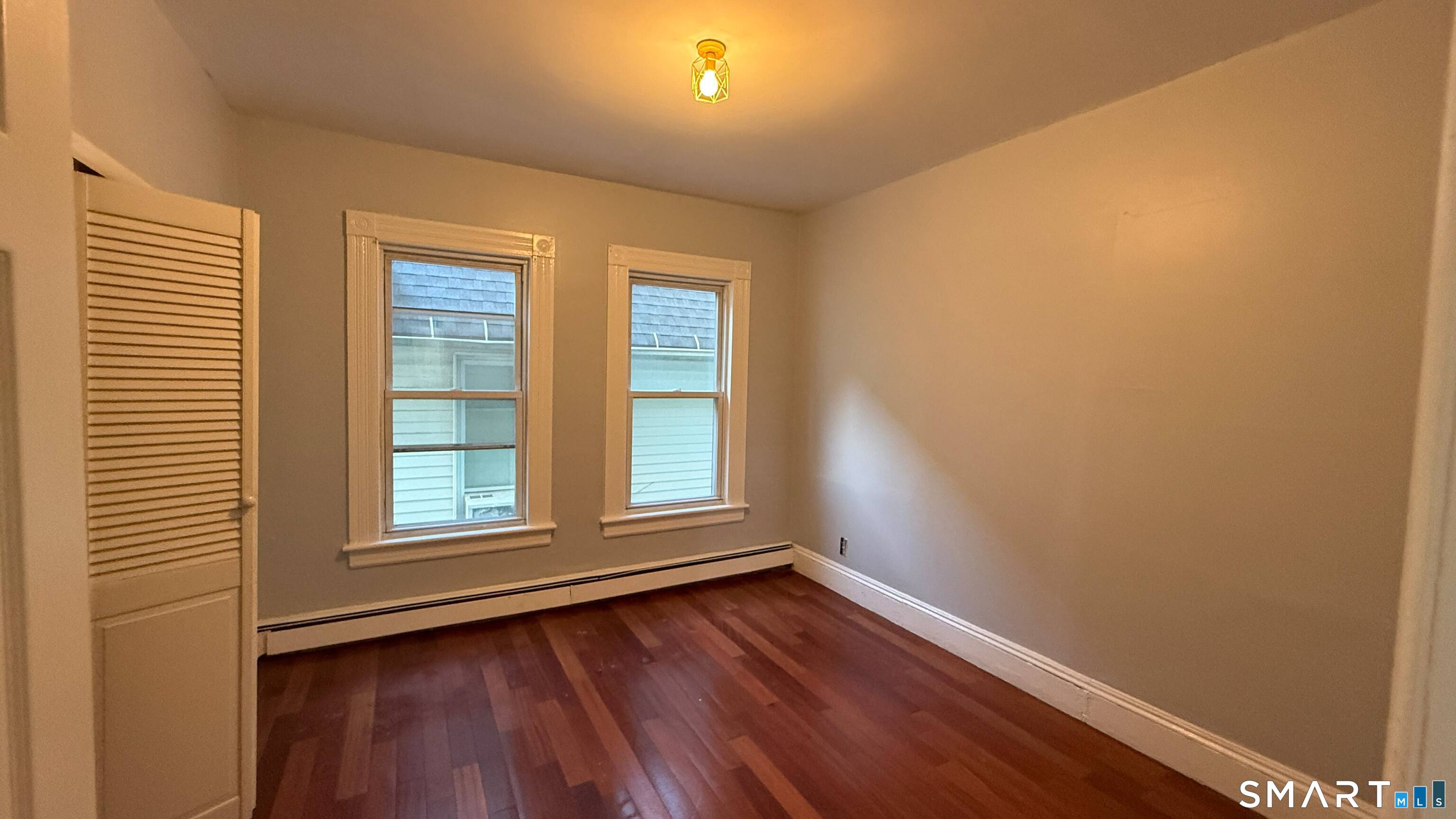 242 Madison Avenue Bridgeport CT 06604