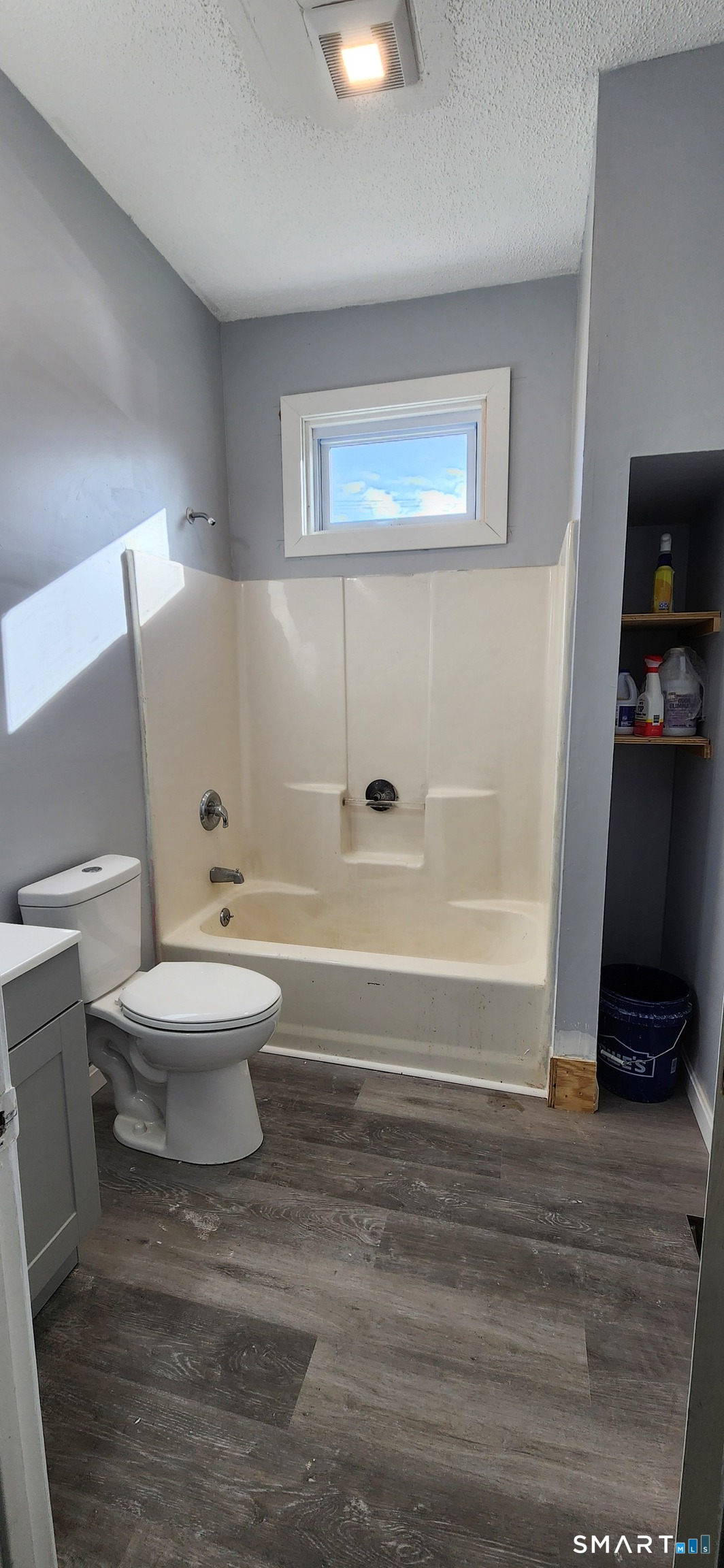 24 Meadow Street Wallingford CT 06492