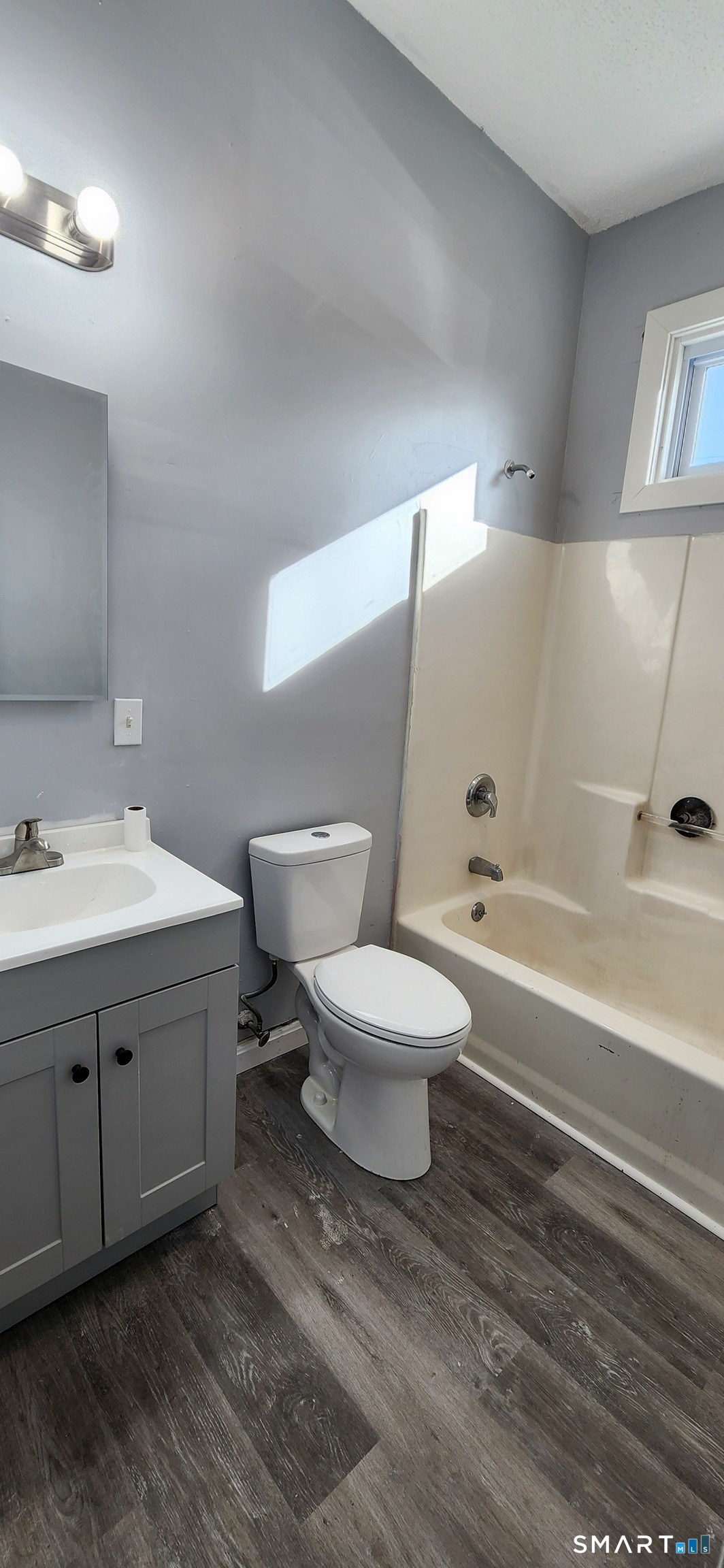 24 Meadow Street Wallingford CT 06492