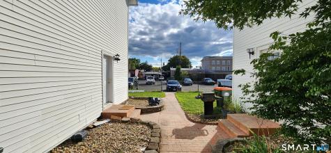 24 Meadow Street Wallingford CT 06492
