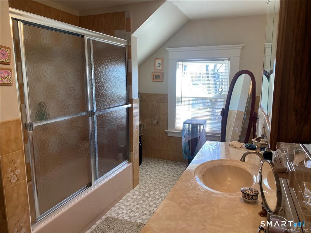 207 Alden Avenue New Haven CT 06515