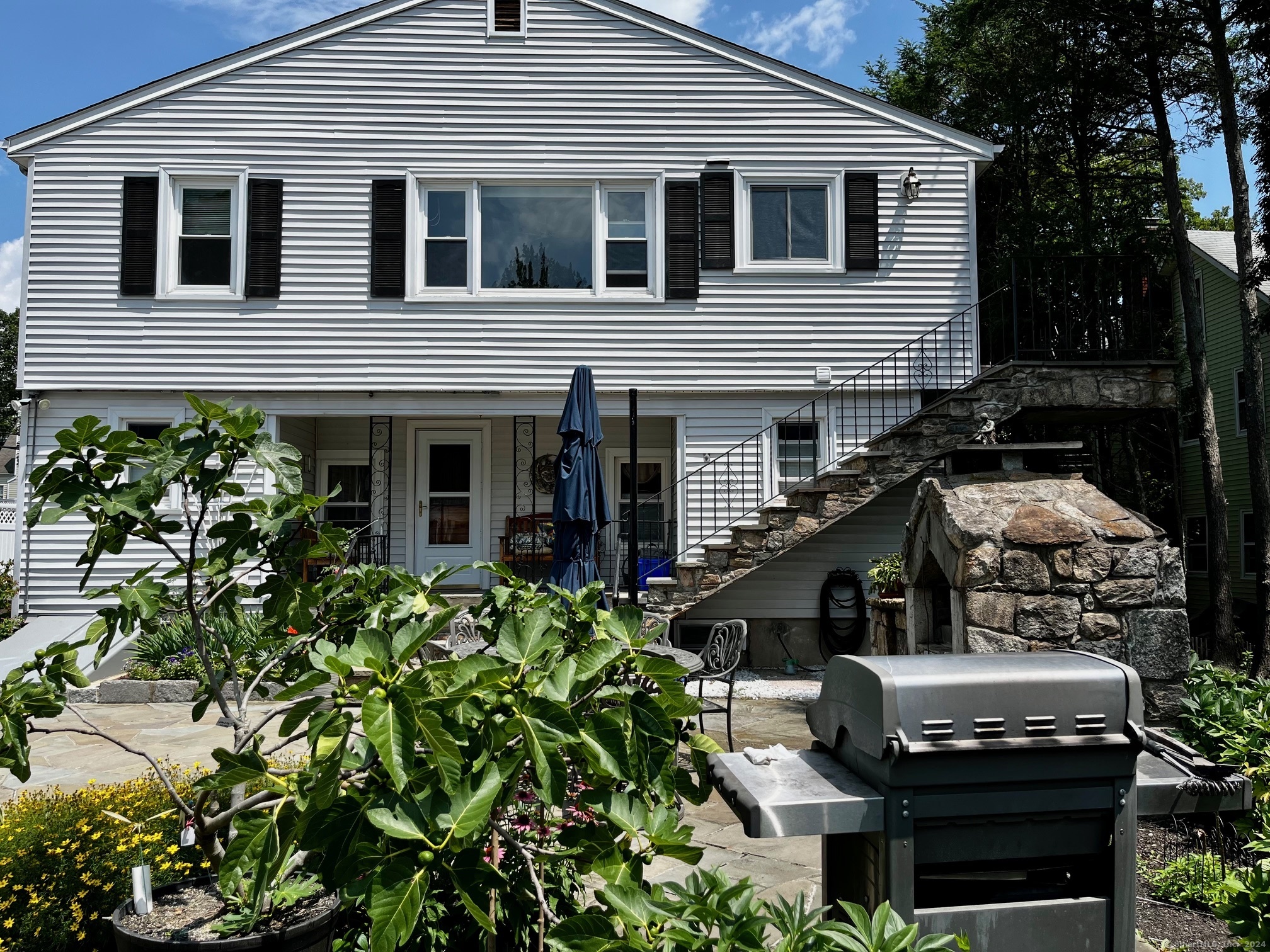 68 Forest Street New Canaan CT 06840