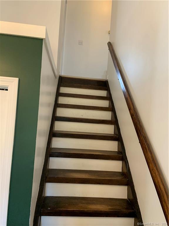 9 Beech Street Farmington CT 06032