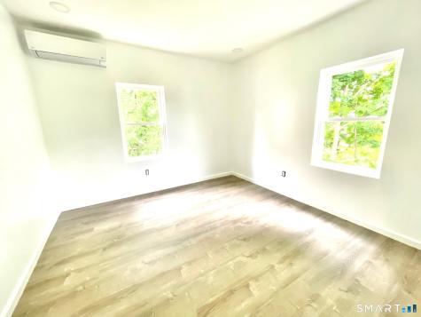 32 Lester Street Ansonia CT 06401