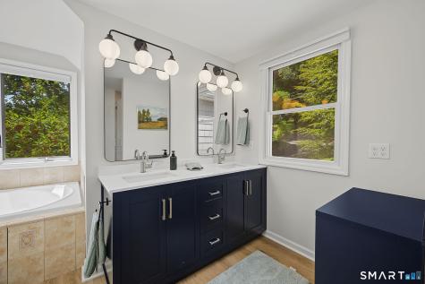 14 Shore Road Danbury CT 06811