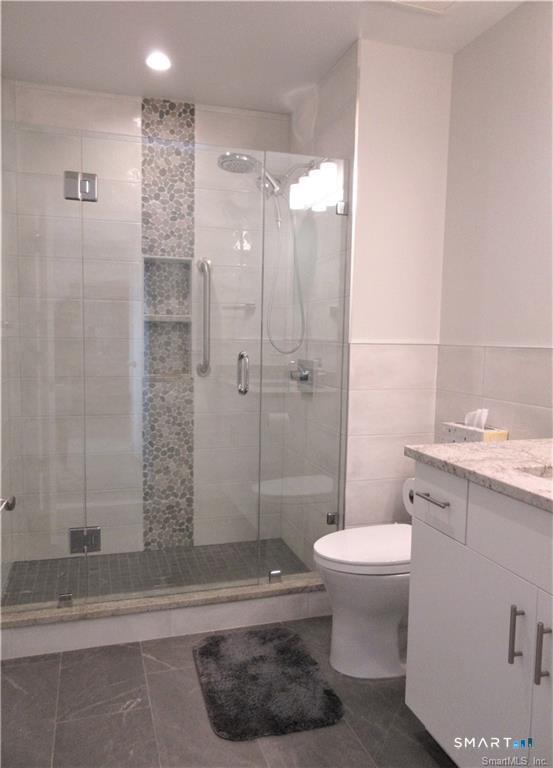17 Division Street Waterford CT 06385