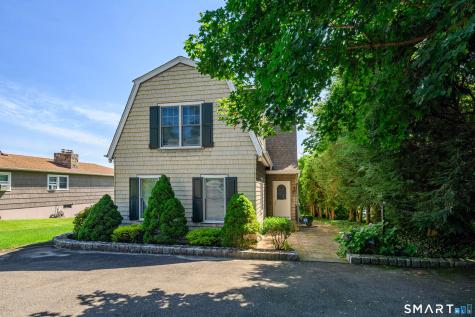 4 Eastview Road New Fairfield CT 06812