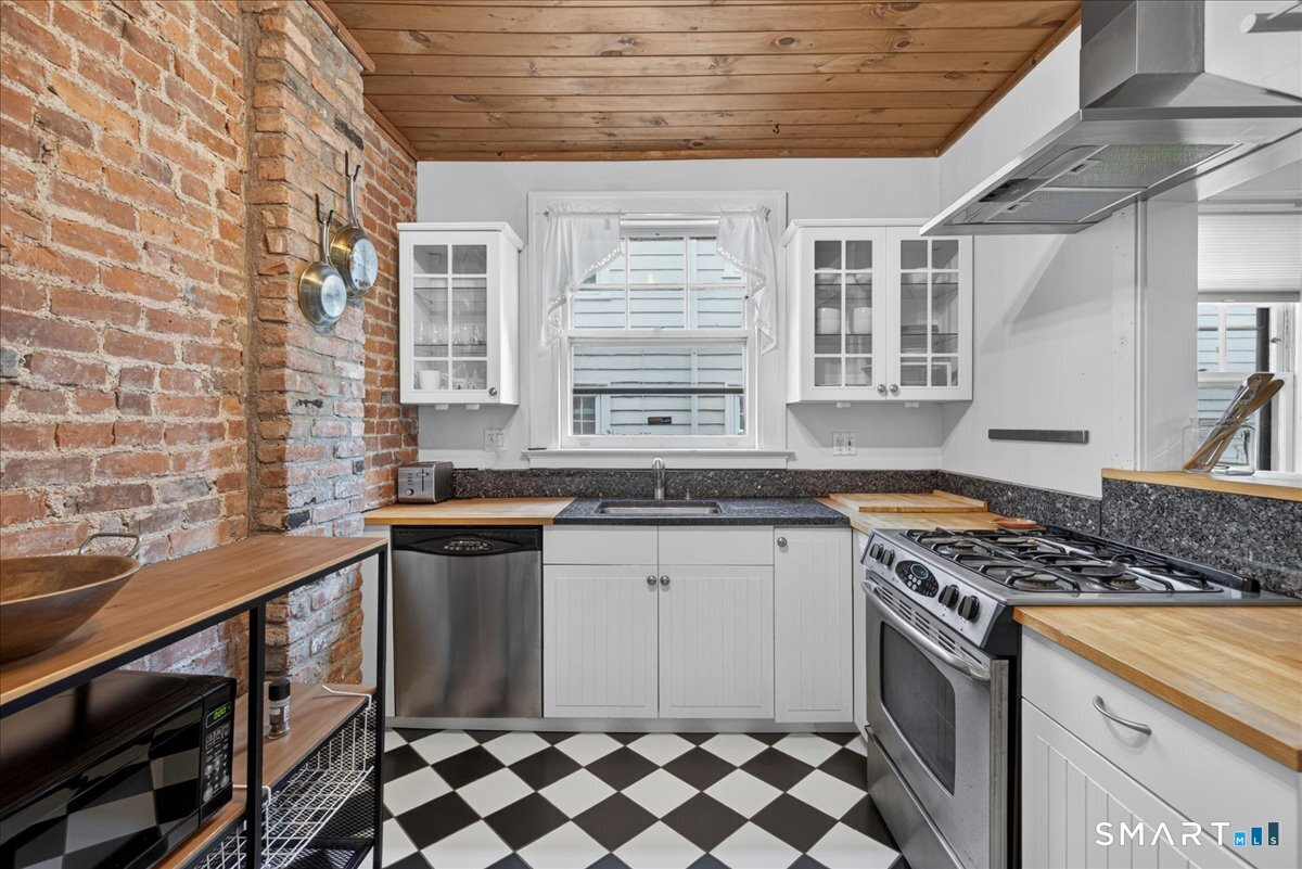 146 Everit Street New Haven CT 06511