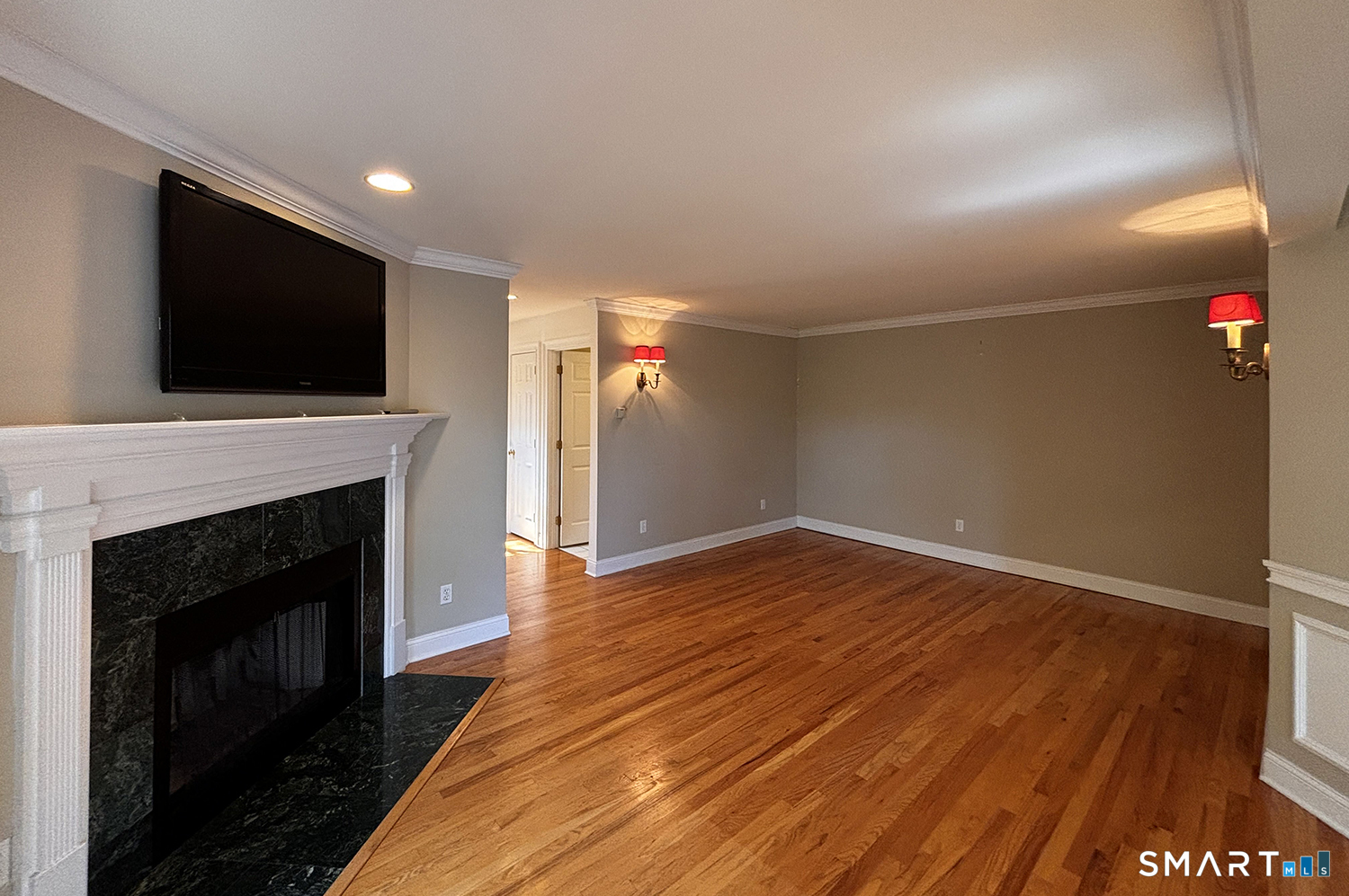 405 South Pine Creek Road Fairfield CT 06824