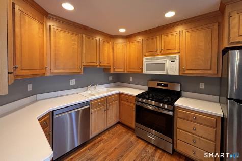 405 South Pine Creek Road Fairfield CT 06824
