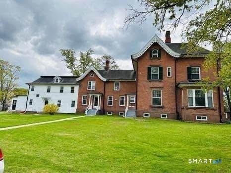 27 Woodside Circle Middletown CT 06457