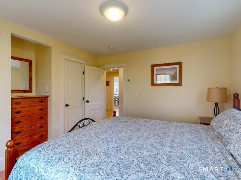 5 Forsyth Street Stonington CT 06355