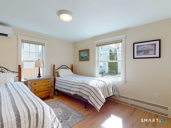 5 Forsyth Street Stonington CT 06355