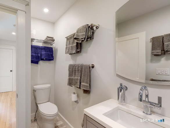 5 Forsyth Street Stonington CT 06355