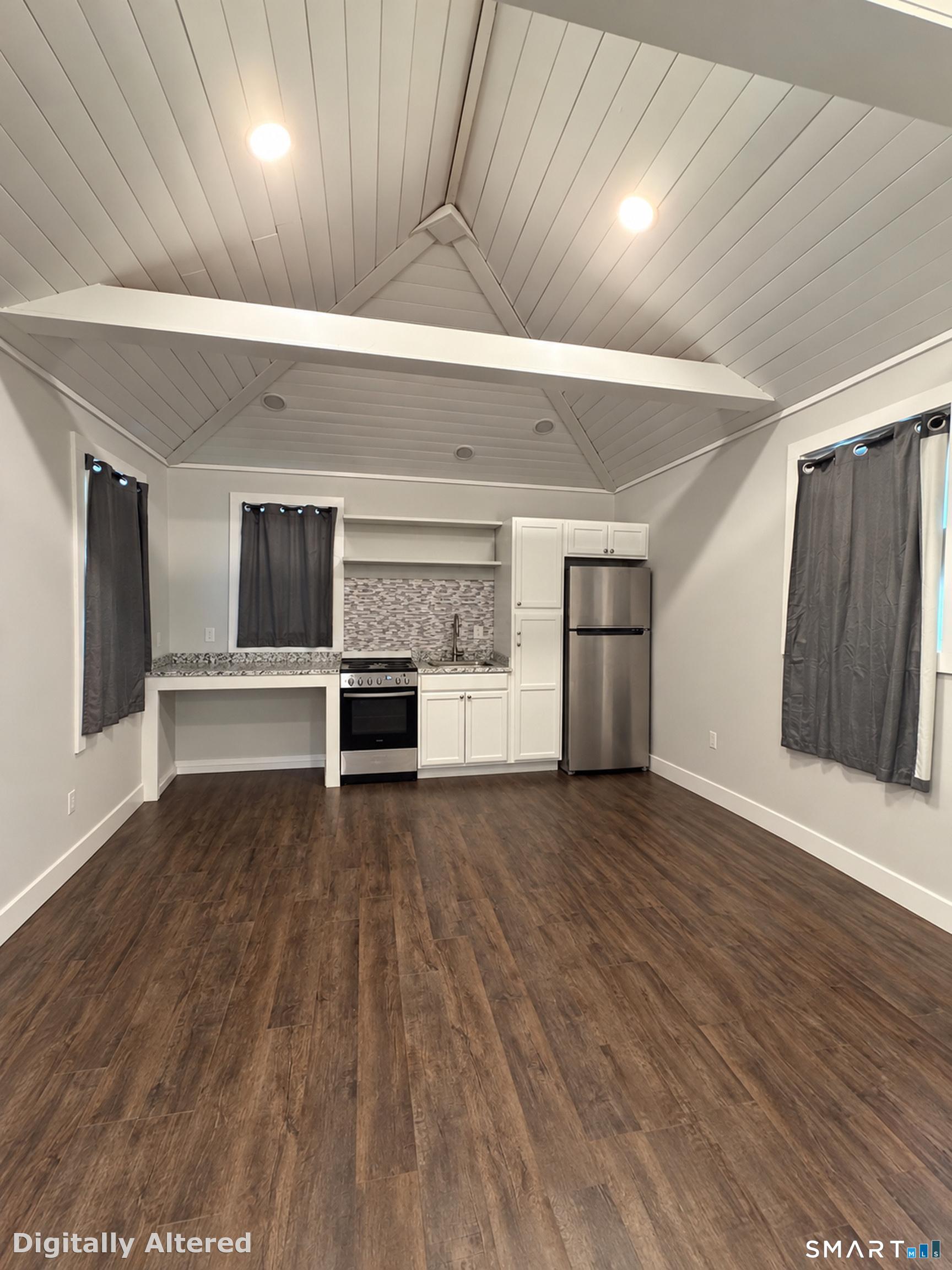 179 Montauk Avenue New London CT 06320