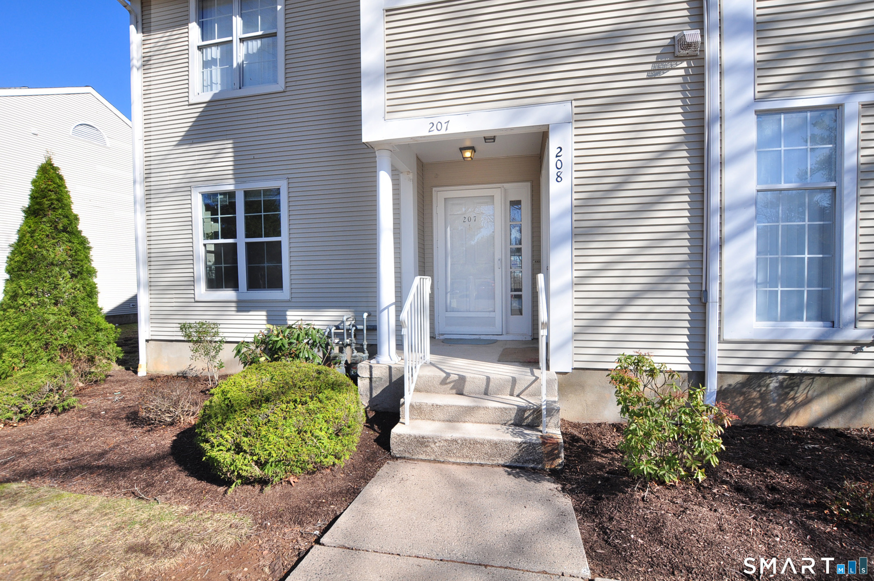 207 Country Club Court Rocky Hill CT 06067