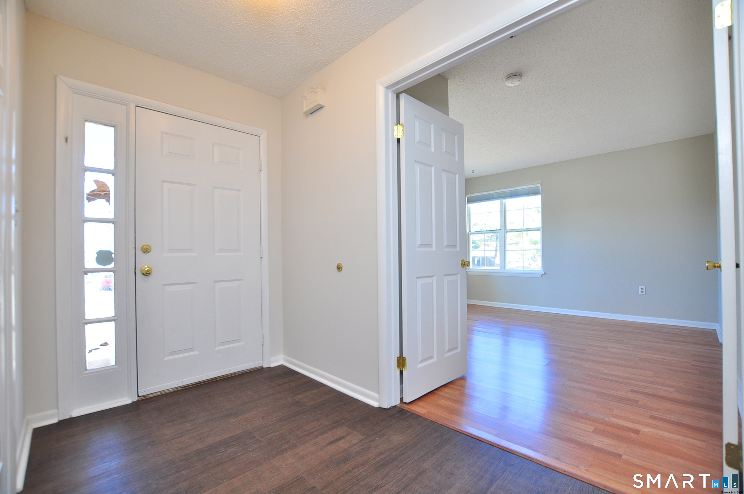 207 Country Club Court Rocky Hill CT 06067