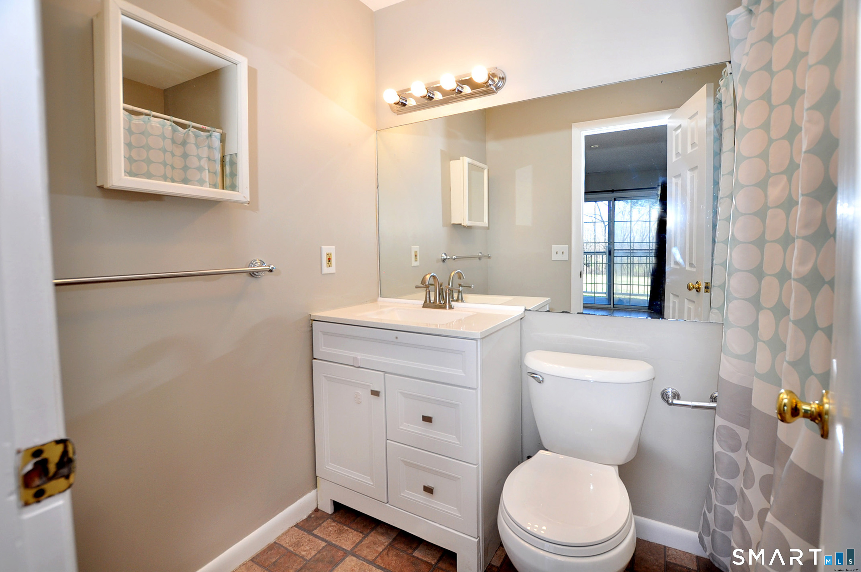 207 Country Club Court Rocky Hill CT 06067