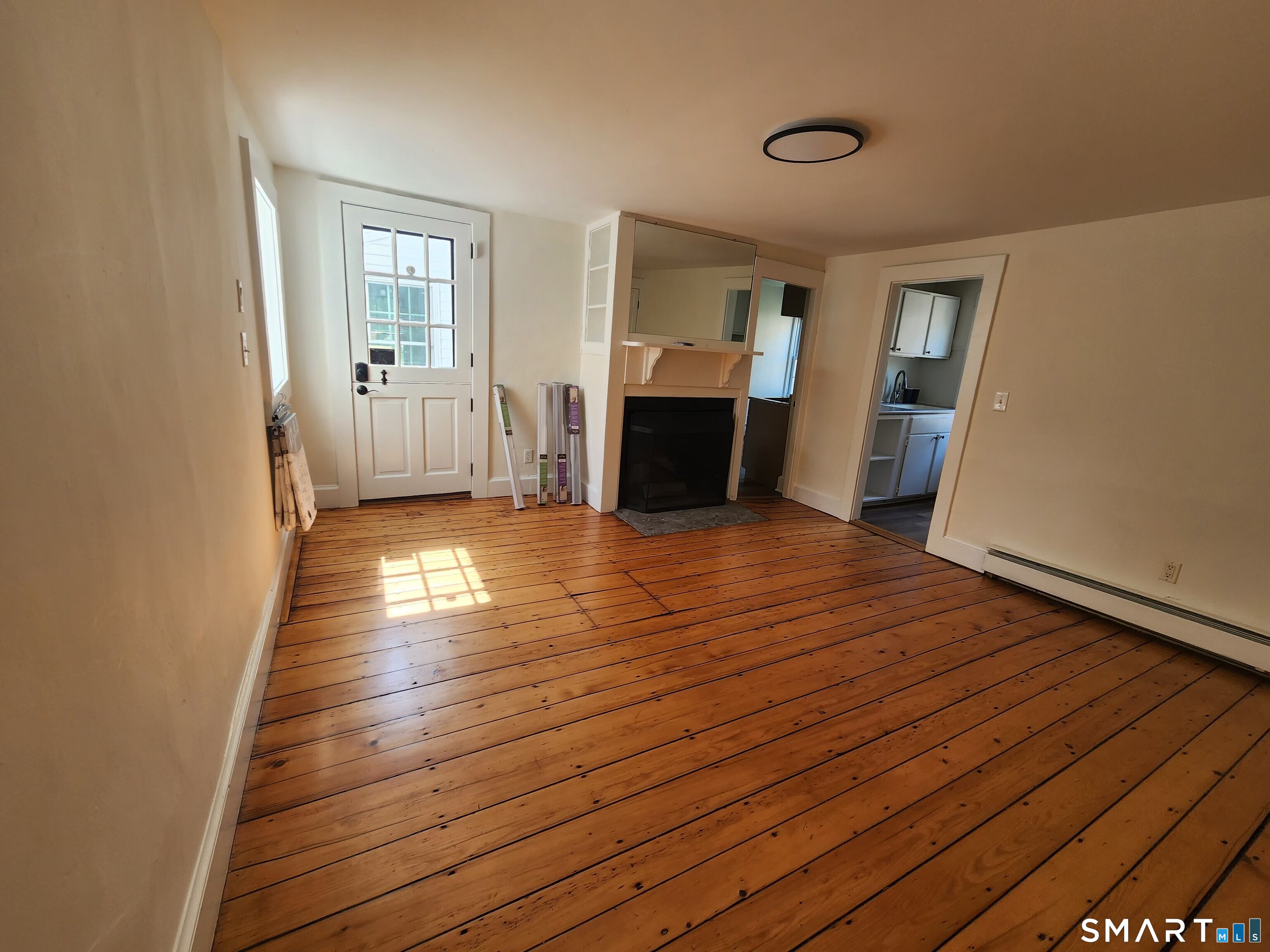 82 State Street Guilford CT 06437