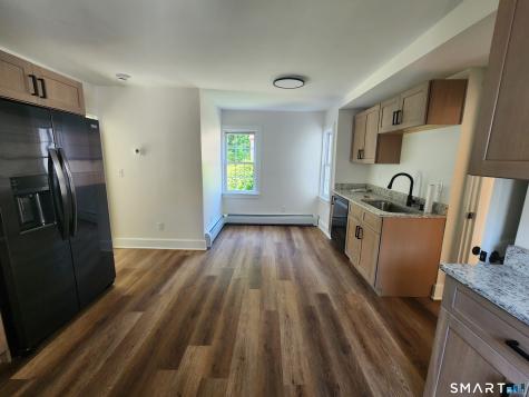 82 State Street Guilford CT 06437