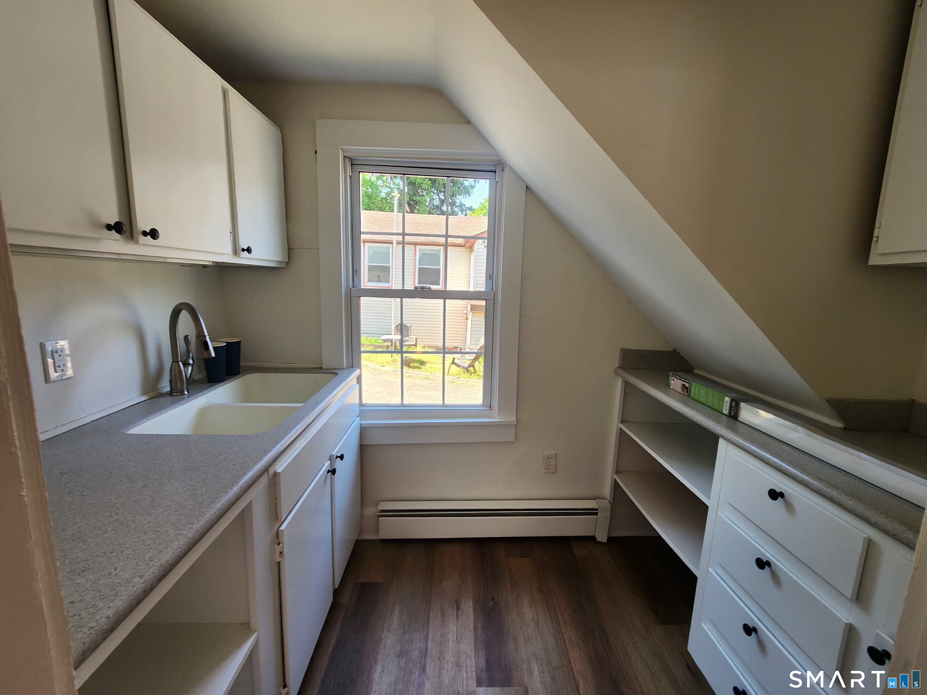 82 State Street Guilford CT 06437