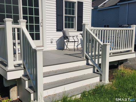 82 State Street Guilford CT 06437