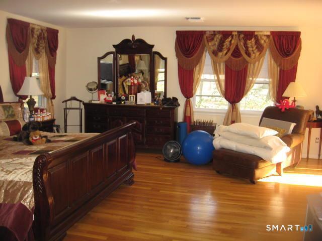 407 West Hill Road Stamford CT 06902