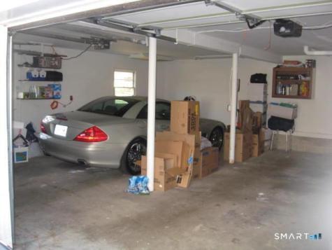 407 West Hill Road Stamford CT 06902