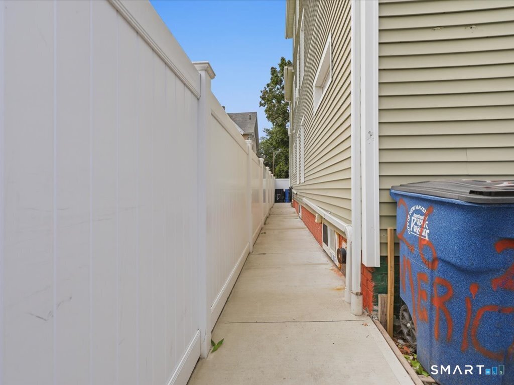 26 Limerick Street New Haven CT 06513