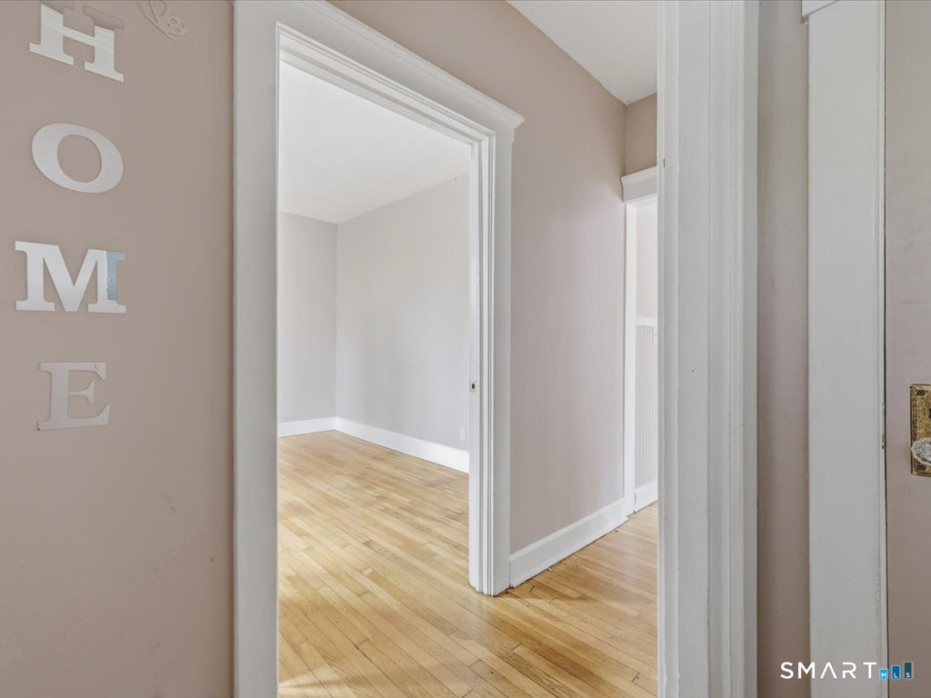 26 Limerick Street New Haven CT 06513