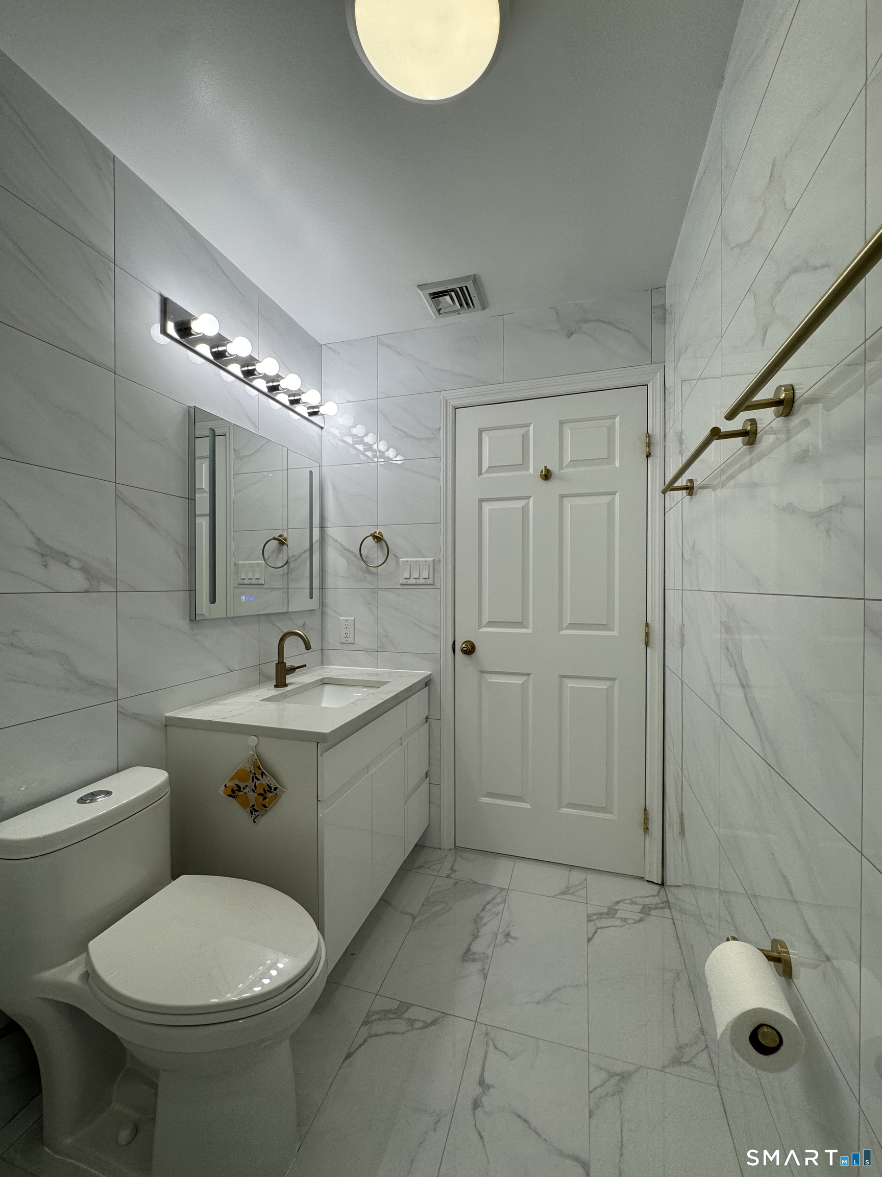 136 West Cedar Street Norwalk CT 06854