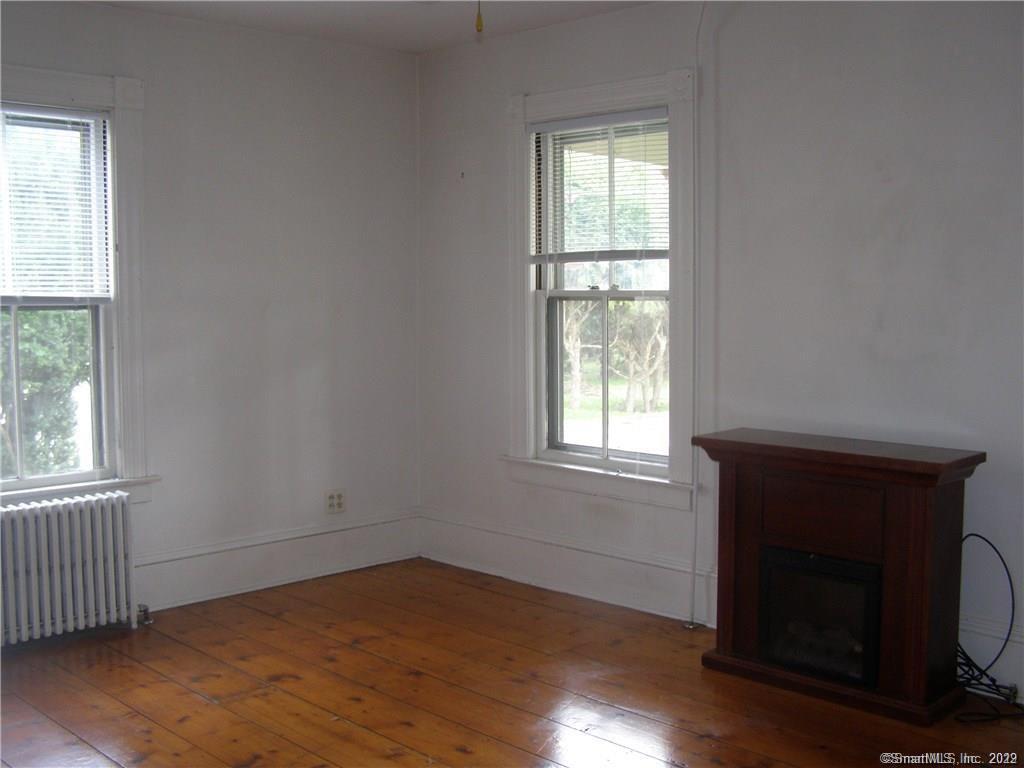 156 Oak Street Windham CT 06226