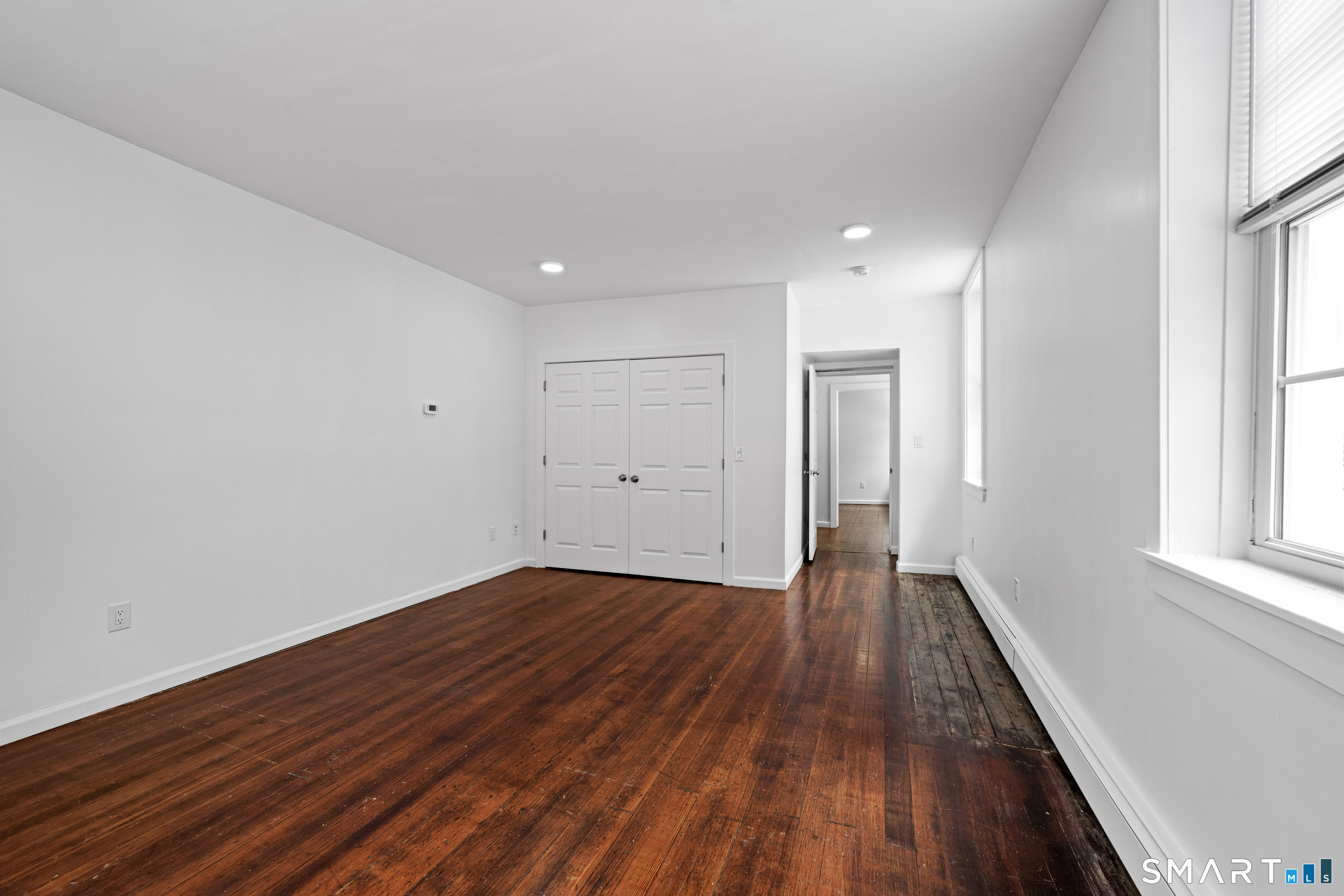 18 Bank Street New London CT 06320
