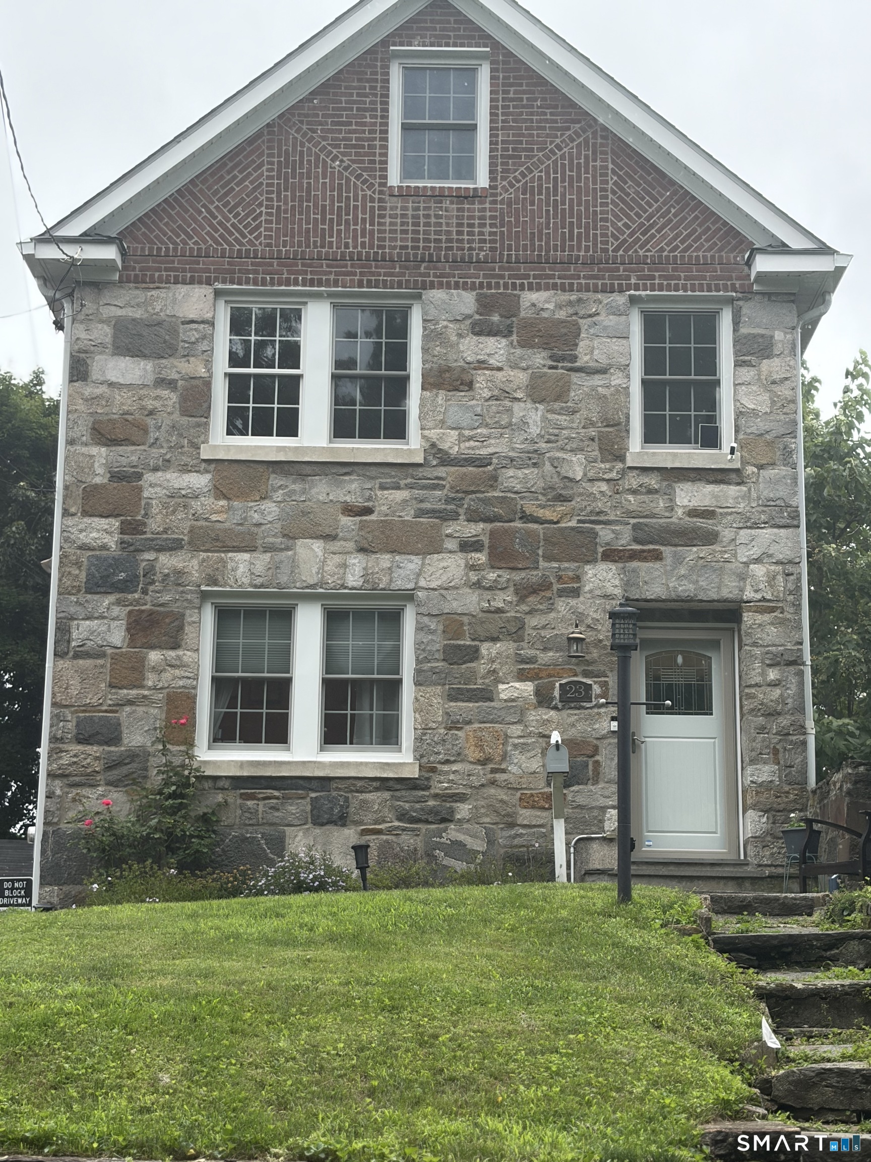 23 Locust Street Greenwich CT 06830